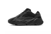 adidas yeezy boost 700 new pas cher v2 vanta black